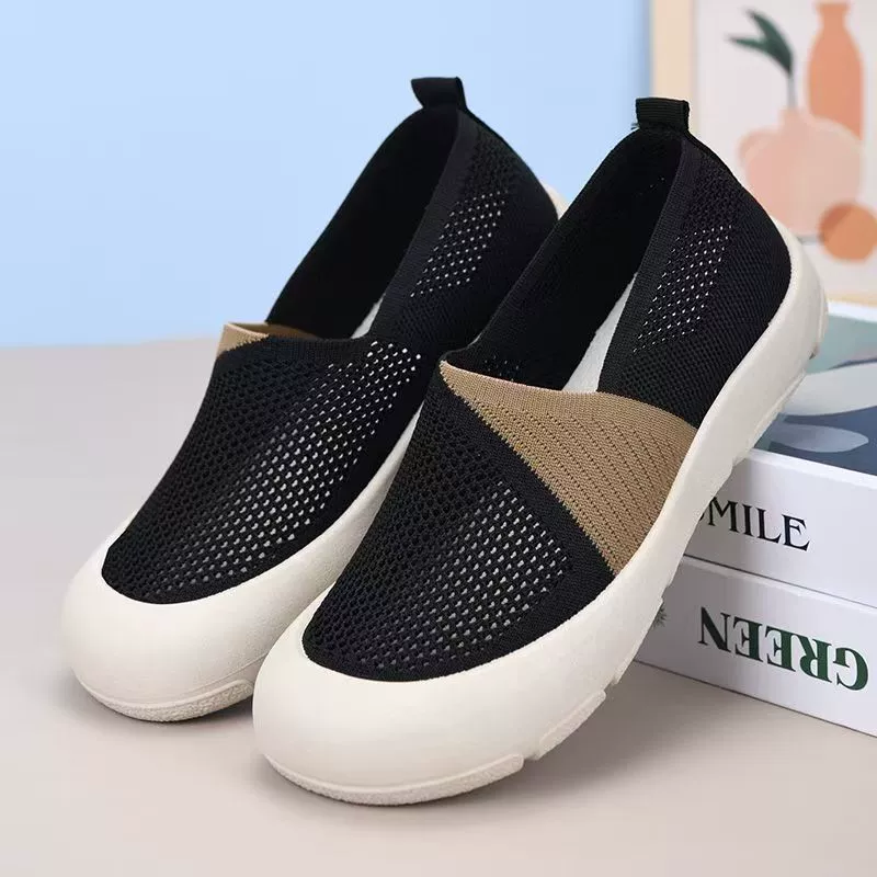 Новая внешнеторговая оптовая продажа весенне-летней тканевой обуви, новые летние удобные туфли на плоской подошве для мам среднего и пожилого возраста, туфли на мягкой подошве.