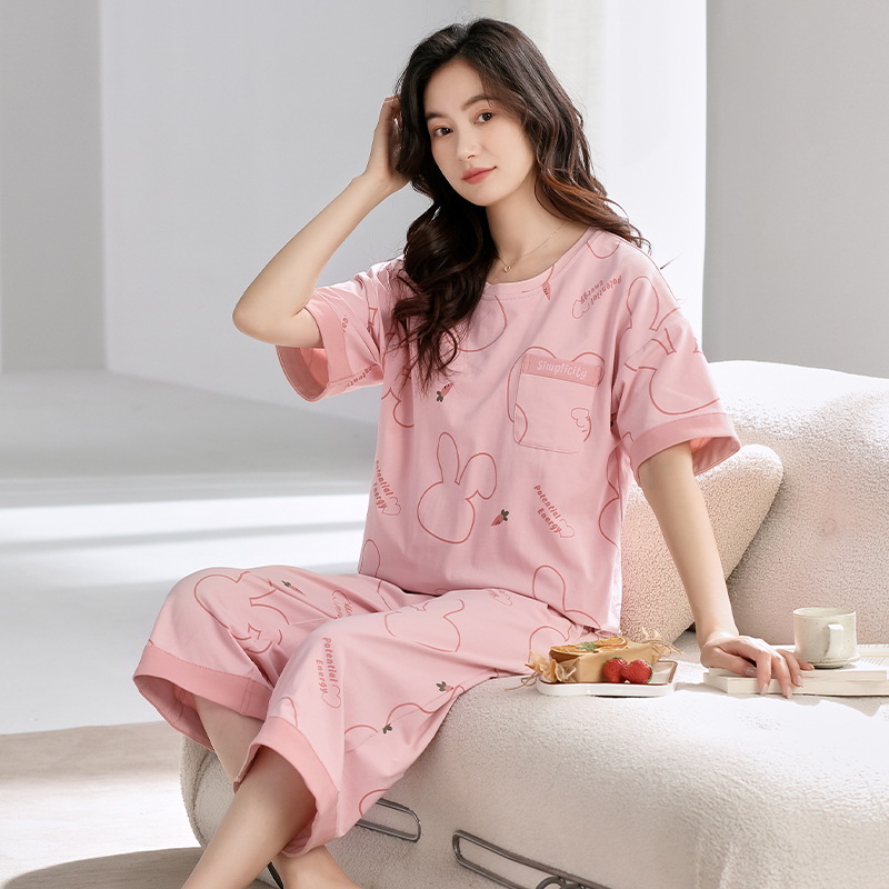 Short sleeve cropped pants pajamas women's suit summer new wholesale round neck loose plus size with chest pad one-piece women