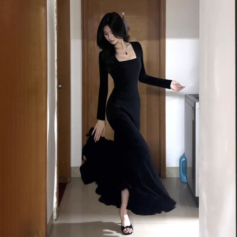 Autumn and Winter Coat with Knitted Long-Sleeved Hip-Hugging Skirt for Women, Black Lotus Long Fishtail Dress Autumn and Winter Coat with Knitted Long-Sleeved Hip-Hugging Skirt for Women, Black Lotus Long Fishtail Dress