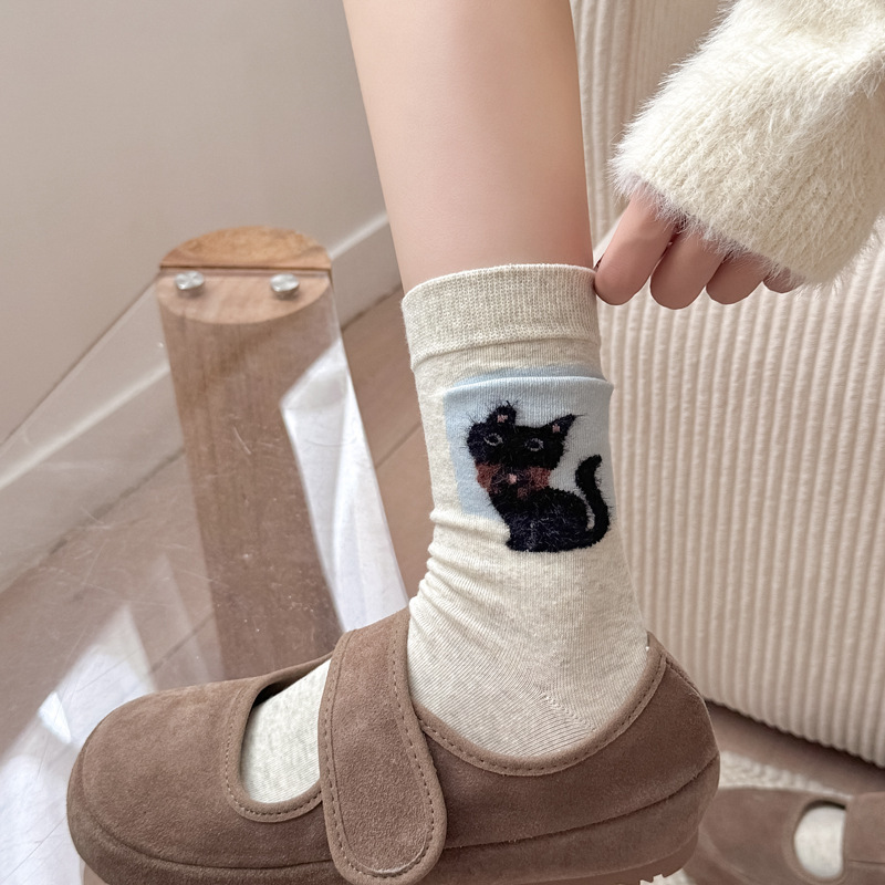 New Cartoon Cute Socks for Women, Seamless Korean Style Mid-Calf Socks, Autumn and Winter Japanese Style Three-Dimensional Flocked Women's Socks with Pockets