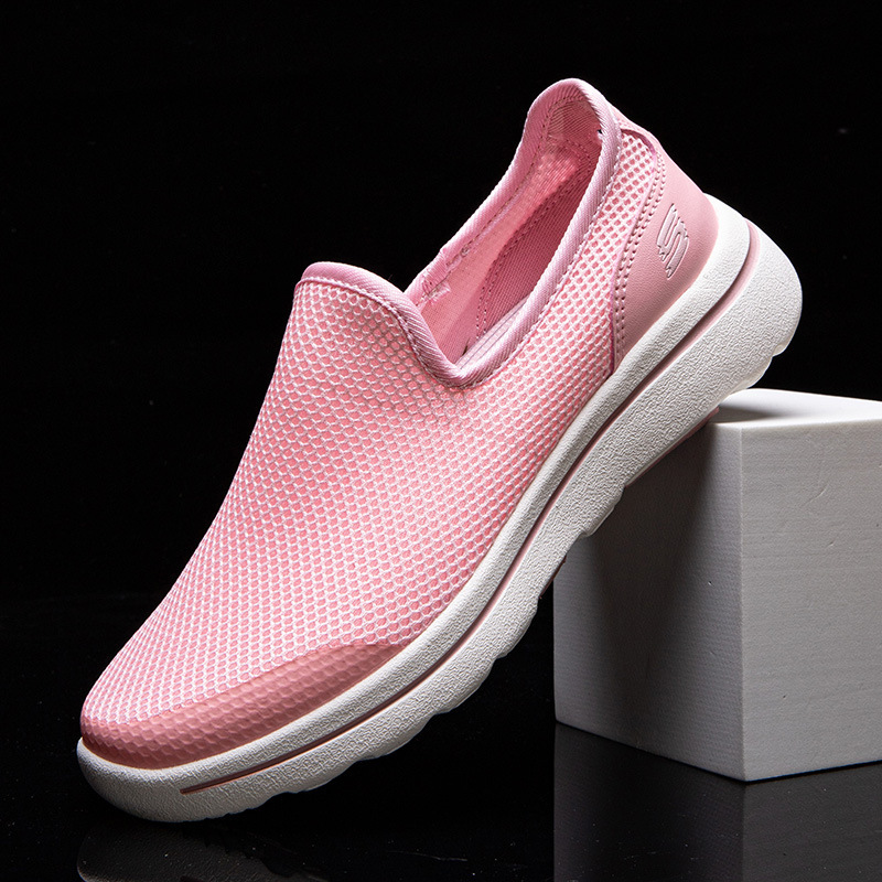 Spring and Summer new lightweight casual women's shoes elderly non-slip sports running shoes mesh breathable comfortable slip-on