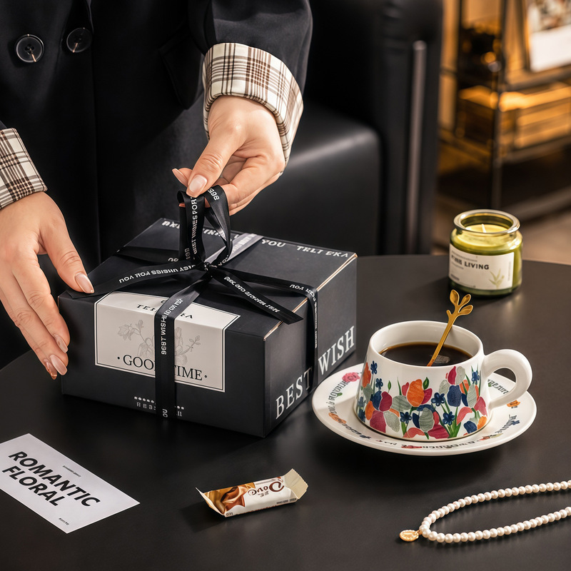 Especially Beautiful Coffee Cups and Saucers, Hand-Painted Cups with a High-End Feel, Niche Coffee Cups, Practical Souvenirs, and Gift Items