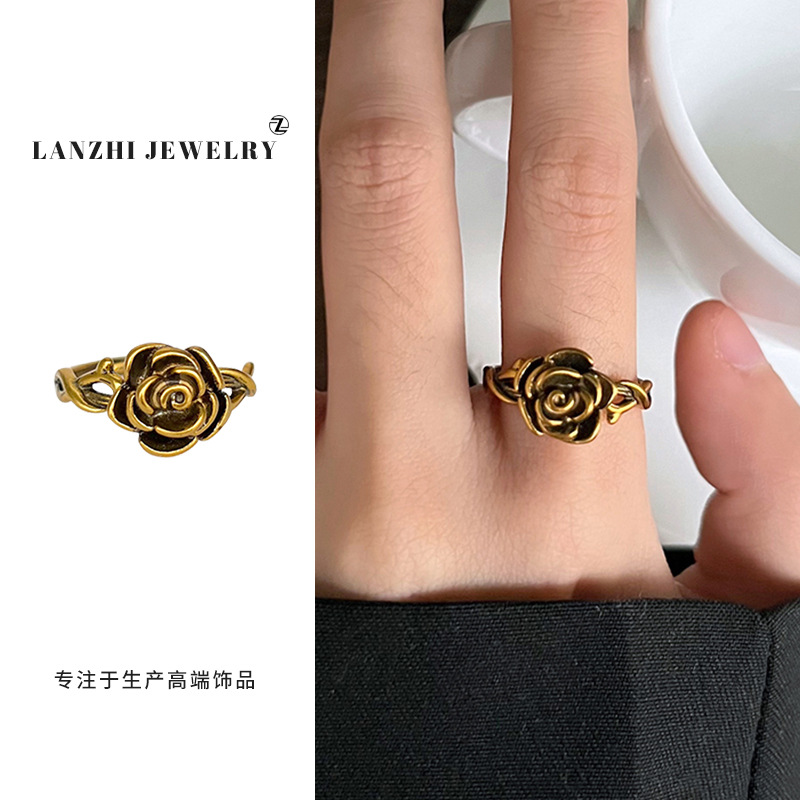 1222