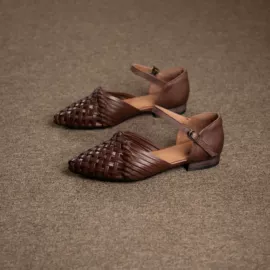 女式休闲单鞋;女式皮靴;平底拖鞋