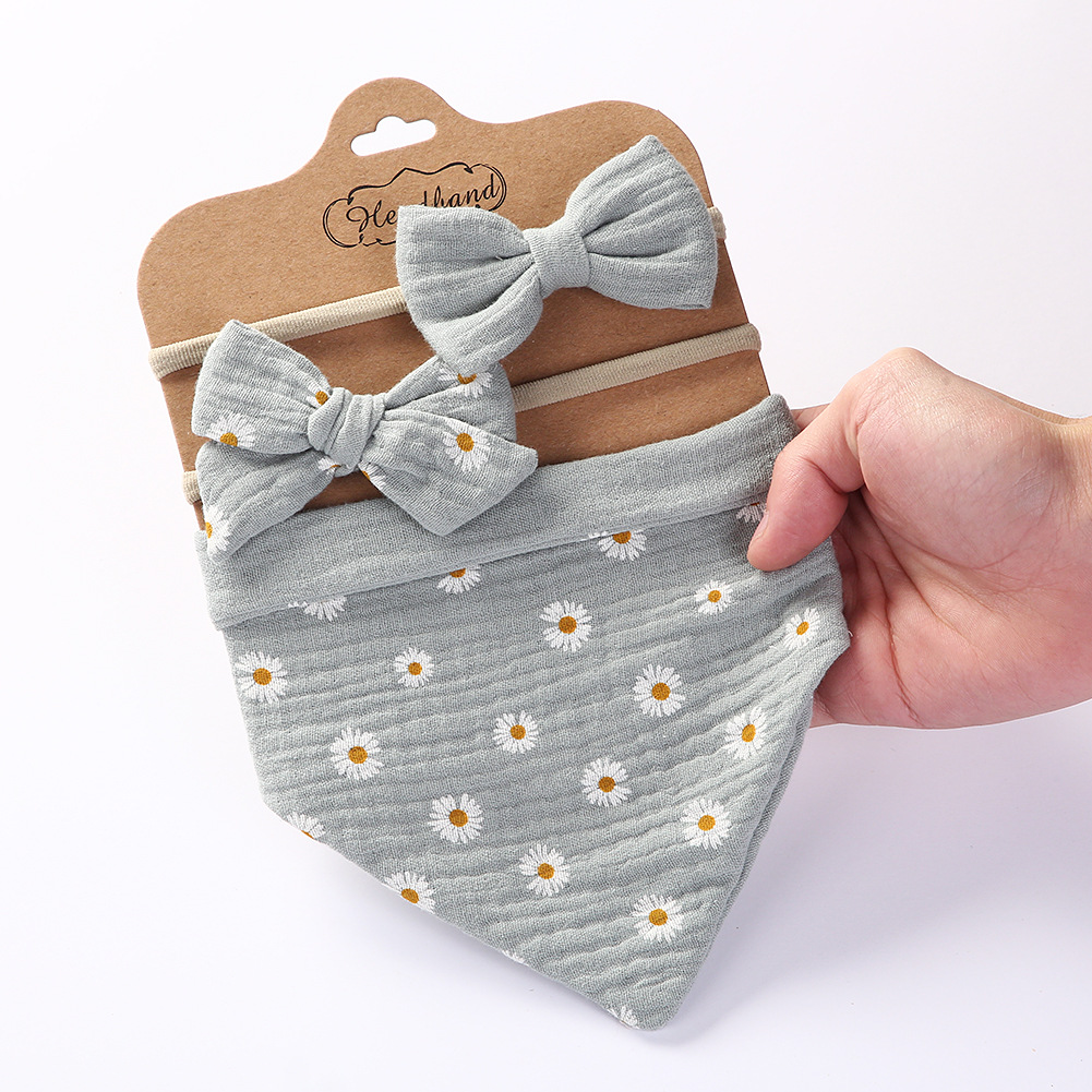 New Baby Saliva Towel Cotton Cloth Printing Double-sided Triangular Binder Headband Set Waterproof Bib display picture 4