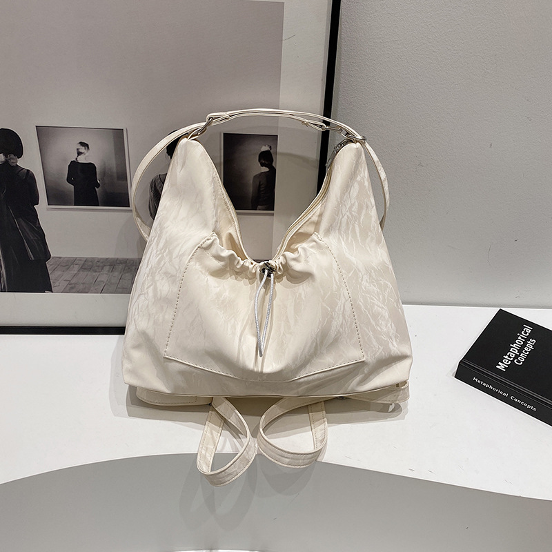 Bolsos de alta sensación de mujer 2024 nueva mochila de hombro, mochila de hombro de gran capacidad, mochila multicapacidad