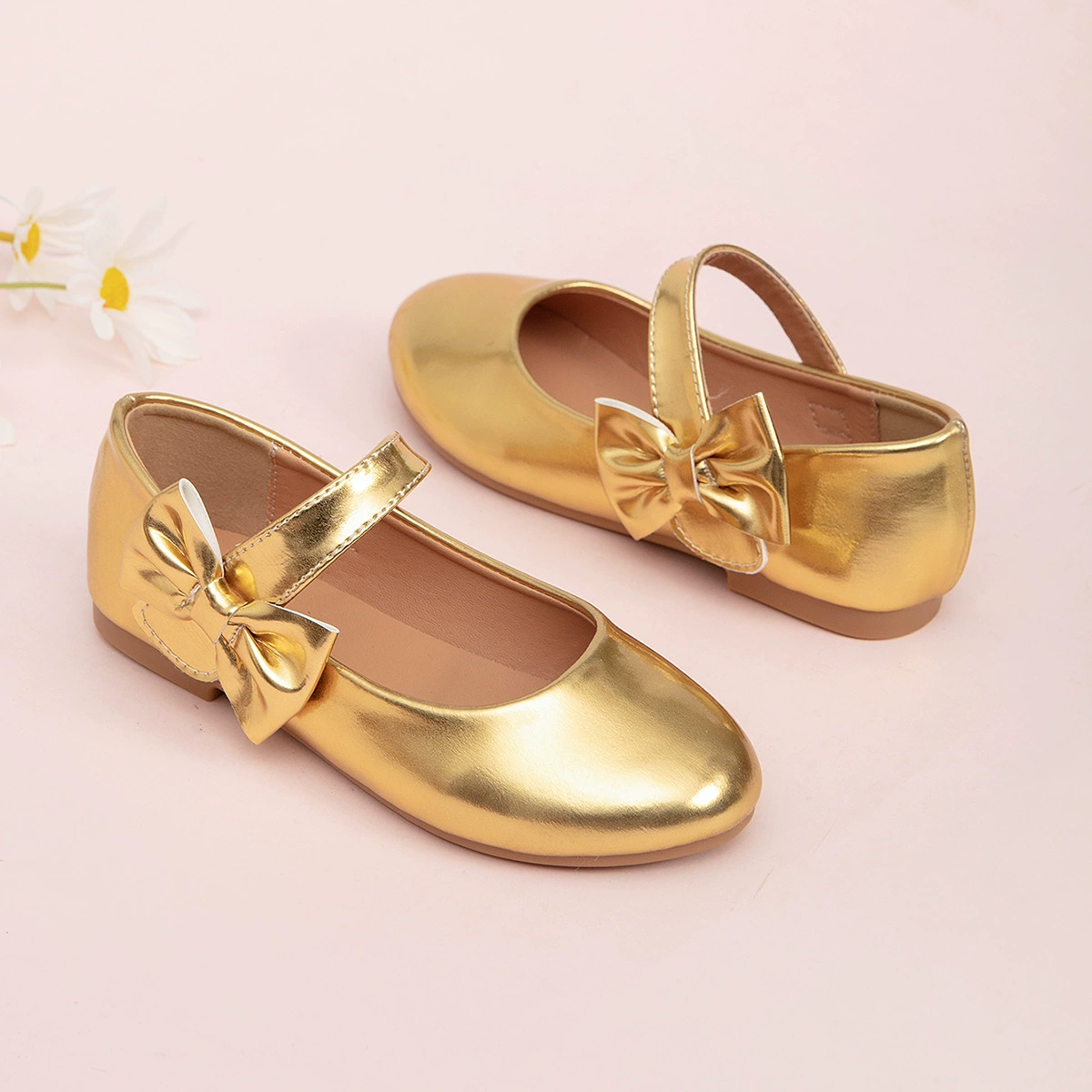 Golden fashionable comfortable shoes for princess with bow, (Cross-border trading), soft sole