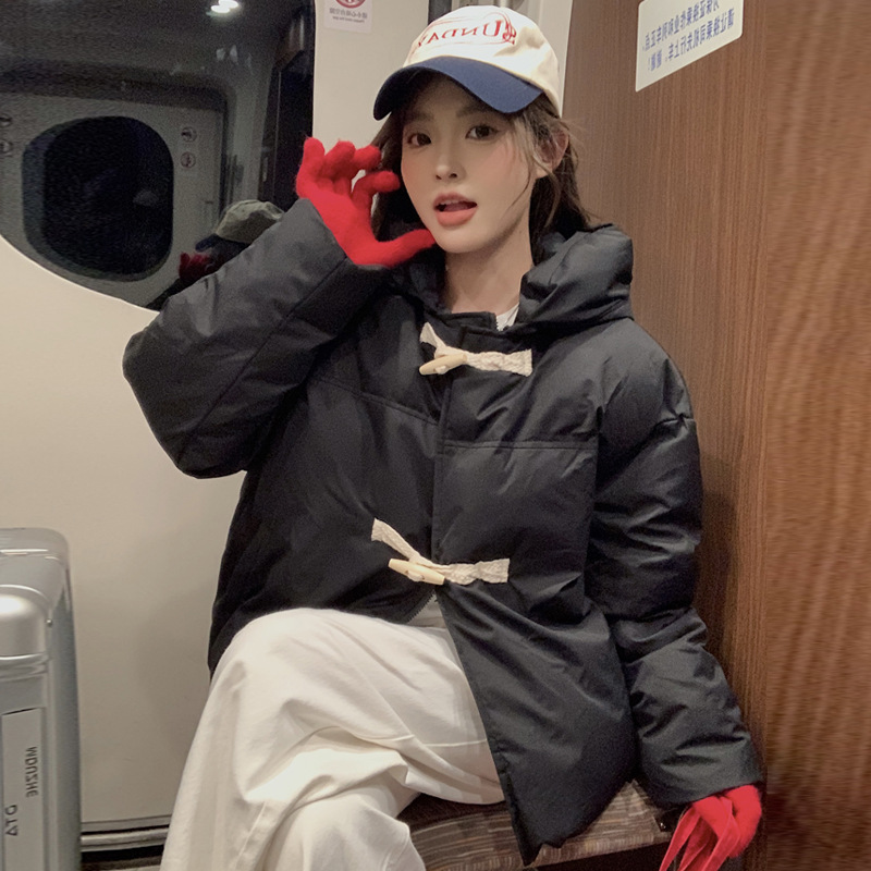 검은색
