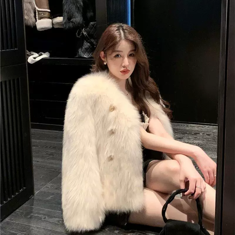 Куртка из imitation fox fur 2025 - толстая, свободного кроя осень/зима, чёрный/белый/рисовый серый/хаки, размеры S/M/L