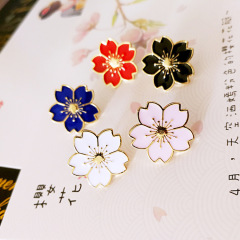 Japanese and Korean cartoon cherry blossom brooch fashionable cute student girl rose school bag flower pin badge for women