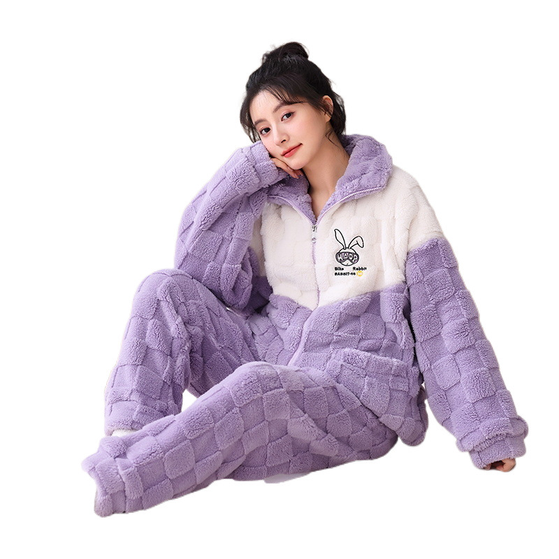 여성을위한 겨울 두꺼운 벨벳 잠옷 산호 벨벳 새로운 2024 겉옷 귀여운 플란넬 후드 양복 가정 의류