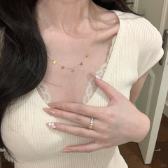 彩钻四花套装轻奢设计感彩色花朵吊坠锁骨链颈链气质百搭新款配饰