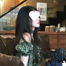 小众绿色印花上衣修身褶皱短款女夏波点方领短袖新款T恤气质显瘦