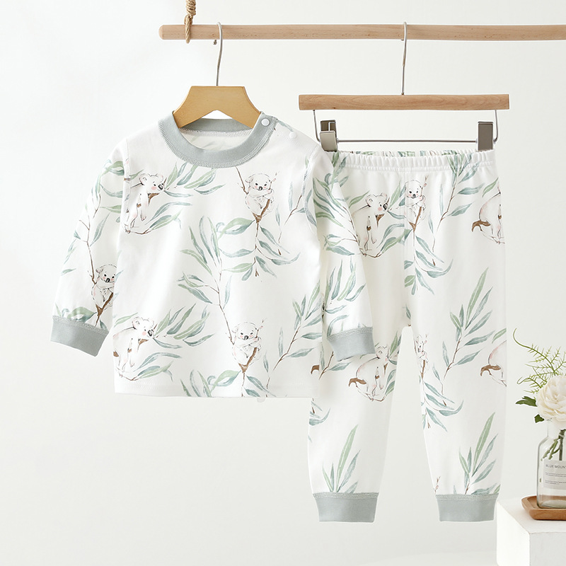 Best friends of the forest