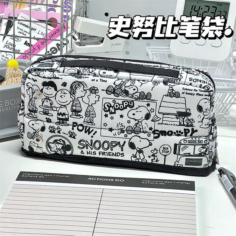 Bolsa de pluma del coche Snoopy