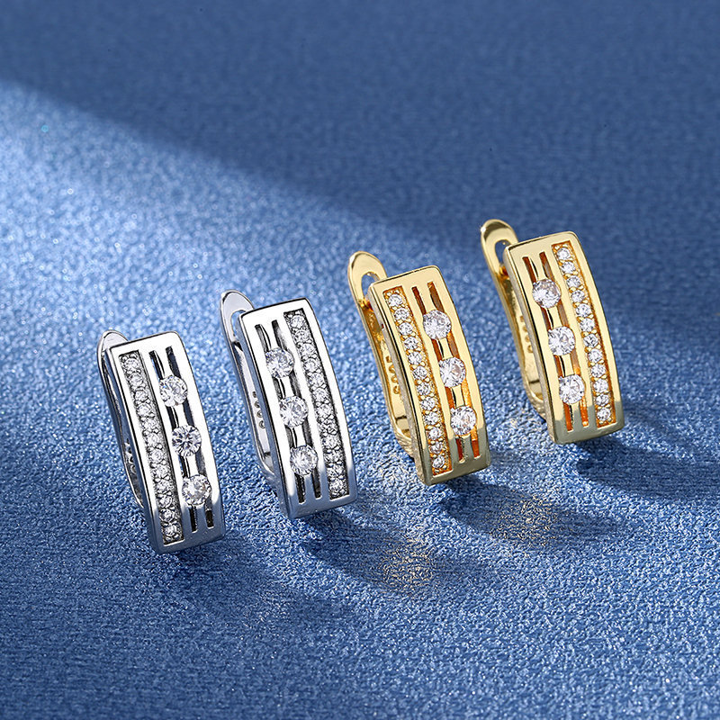 Simple musical note women's earrings fashion Korean style music charm Jewelry earrings versatile platinum plated copper music charm ear buckle in stock