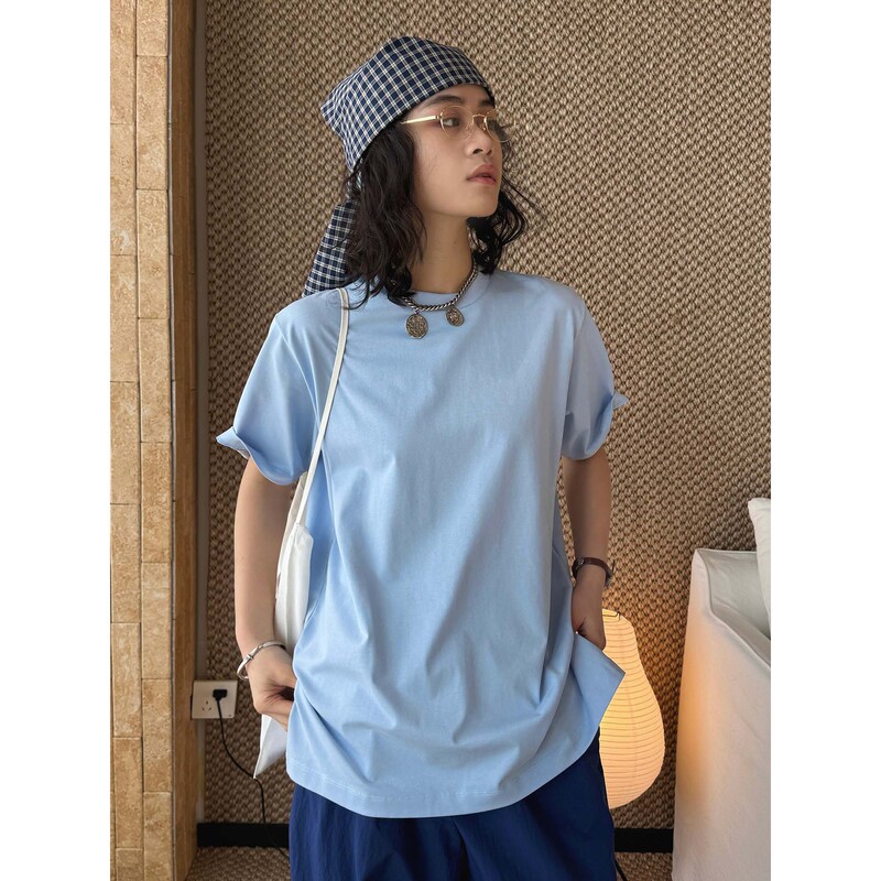 Xuman Early Spring New Collection Korean Style Simple Casual Round Neck Loose T-Shirt with Slight Slits on Both Sides of the Hem for Women Xuman Early Spring New Collection Korean Style Simple Casual Round Neck Loose T-Shirt with Slight Slits on Both Sides of the Hem for Women