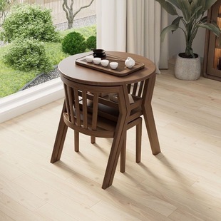 ���e�����̨�����׌�ľ����һ�����νM�ϲ��С���ͼ��úȲ�A��