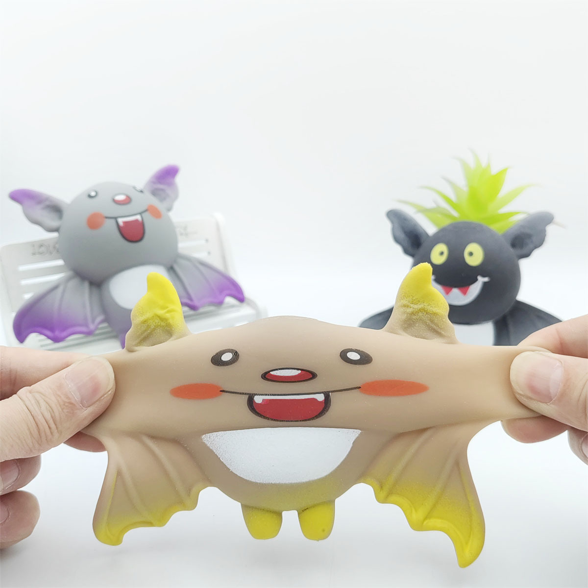 Decompression Bat Monster Pinch Music Creative Vent Toys Flour Decompression Bat Shake Trick Funny Clam Play
