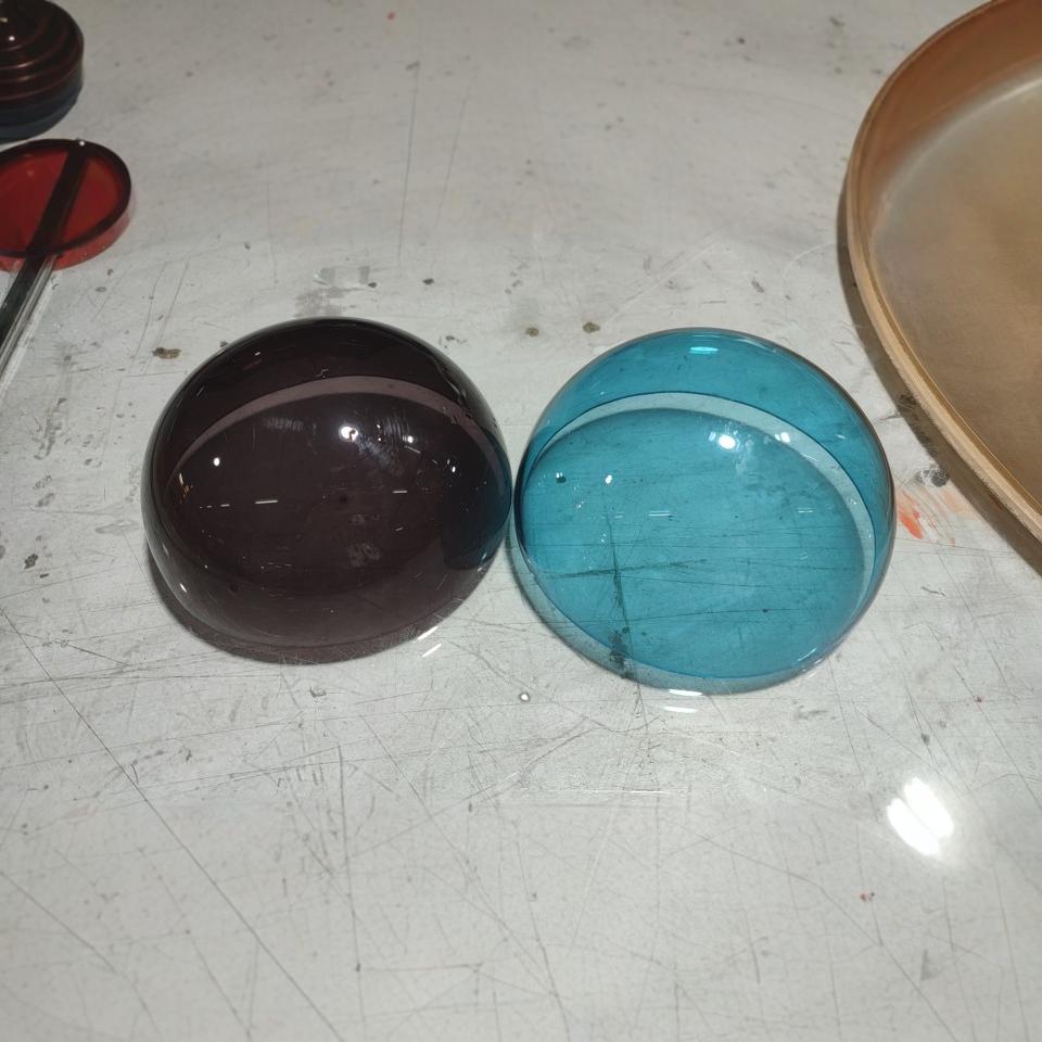 亚克力透明绿半球彩色灯罩防尘罩半圆绿色装饰球各种颜色灯罩展示