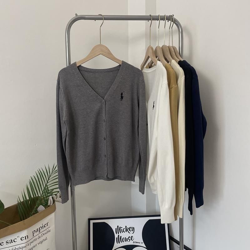 v领刺绣小马针织衫女2025早秋新款宽松简约系扣薄款毛衣开衫外套