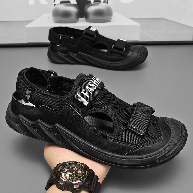 Sandalias para hombre suela suave 2025 verano nuevo estilo vacaciones romanas ocio playa zapatos con agujeros sandalias de Baotou transpirables