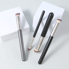 木製ハンドルと柔らかい毛先を備えた丸頭270コンシーラーブラシ、パウダーを吸収せず、初心者向けメイクブラシ、跡が残らない美容ツール、ミニ斜めヘッド
