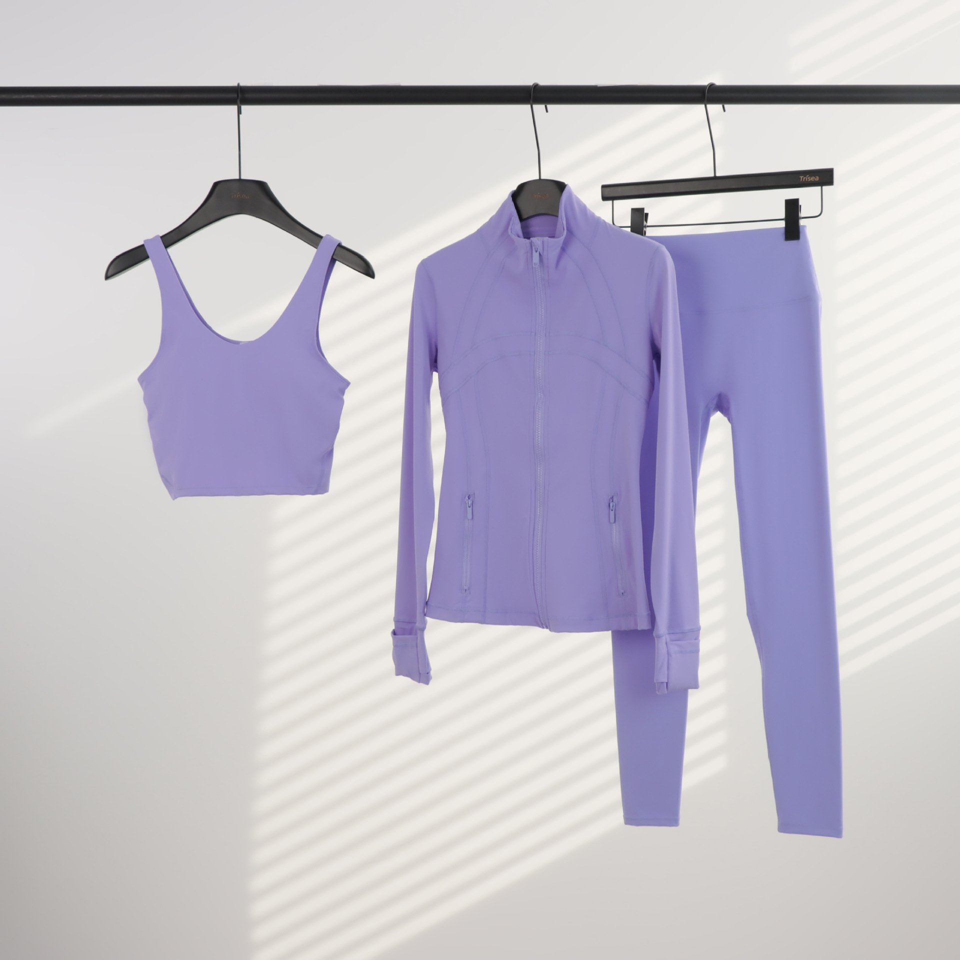 Conjunto de yoga LULU de tres piezas: chaqueta, camiseta sin mangas con cuello en U y leggings de cintura alta para mujer.