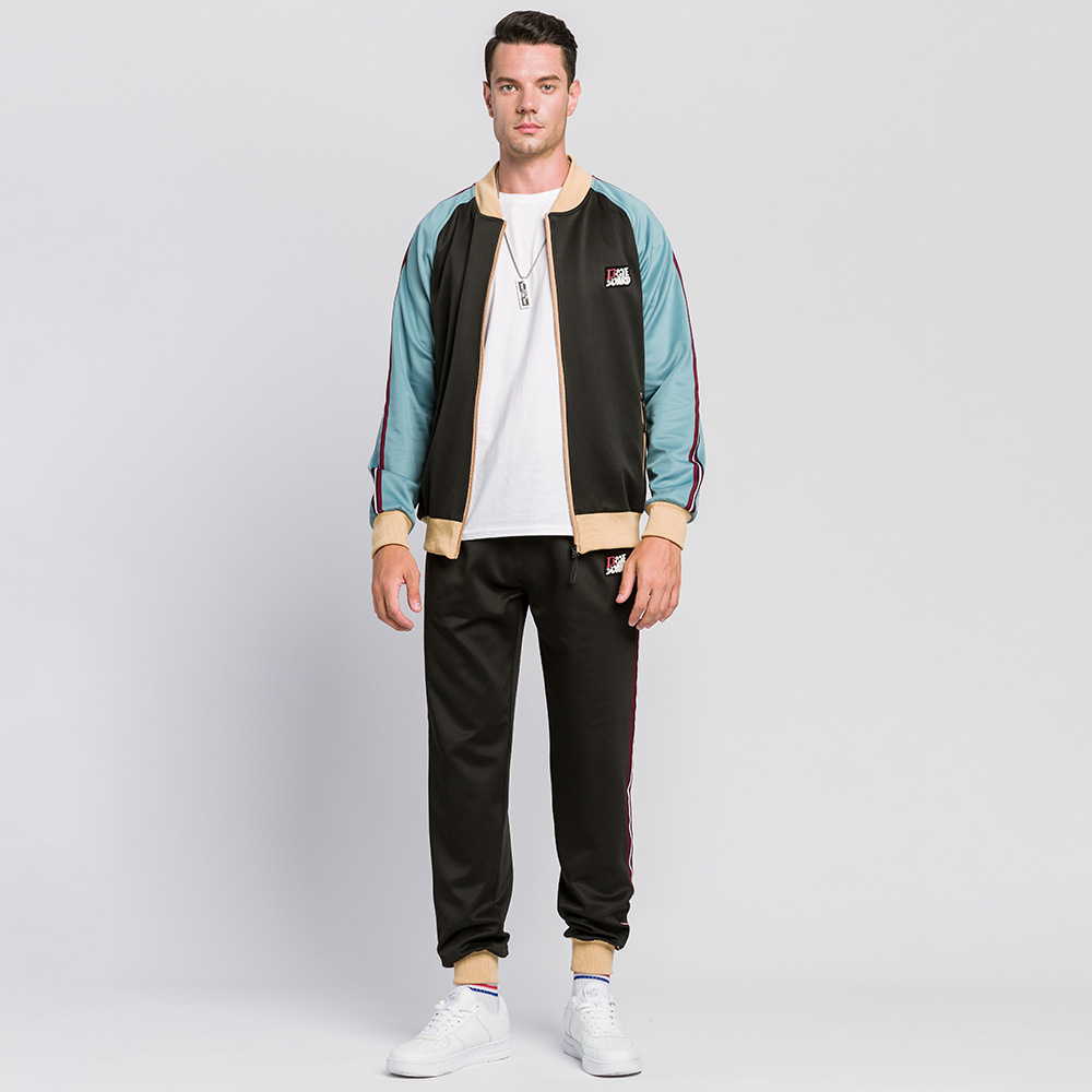 Herrenbekleidung Freizeitanzug Herren Retro Campus Style Casual Sports Zweiteiliger Cartoon-Abzeichen-Strickjacke-Sportanzug_voghion.com