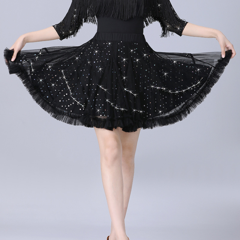 Latin dance skirt spring new practice clothes short skirt dance skirt professional performance clothing sequined square dance skirt