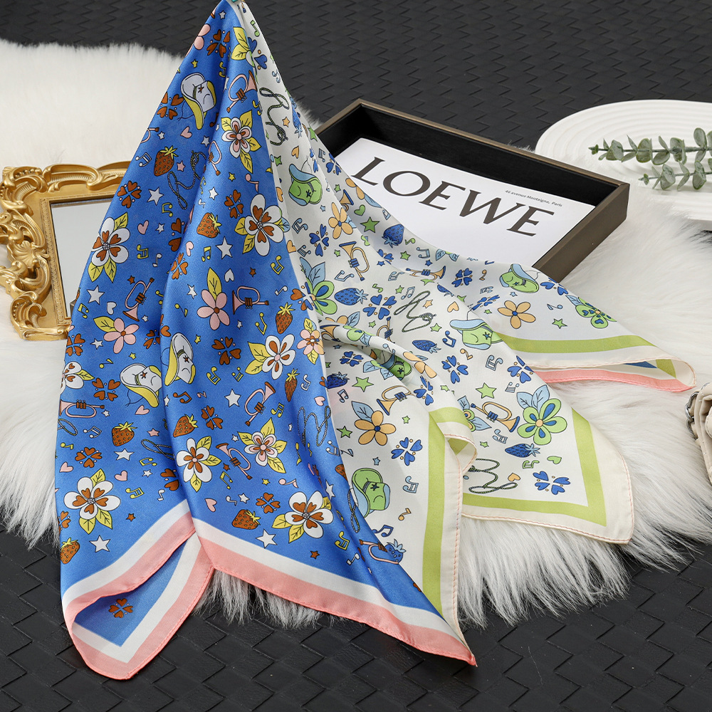 Costura de dos colores 70 bufanda de seda de simulación pequeña floral dulce sensación de oxígeno bufanda cuadrada bufanda femenina diaria con bufanda pequeña