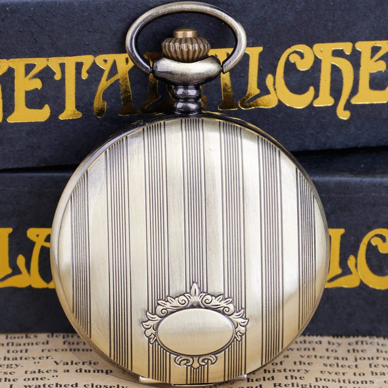 Foreign trade hot classic retro flip large Arabic digital face bronze quartz pocket watch factory direct sales