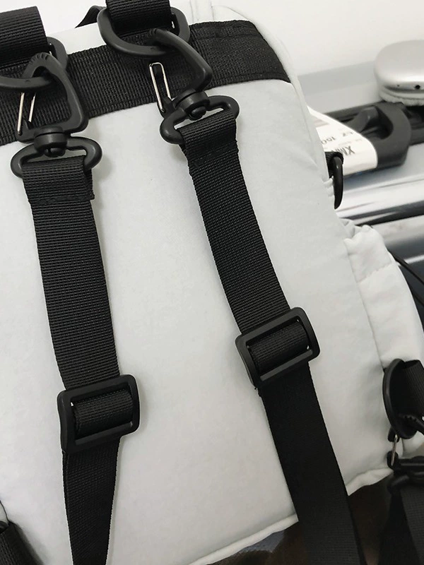 Small backpack, shoulder bag, travel bag for leisure, small bag, school bag, simple and elegant design