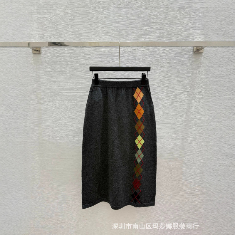 南油高端2025秋冬新款菱格图案羊毛混纺半身裙气质百搭针织裙中裙|undefined