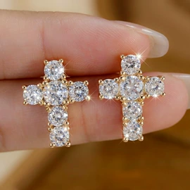 项链;手链;耳环