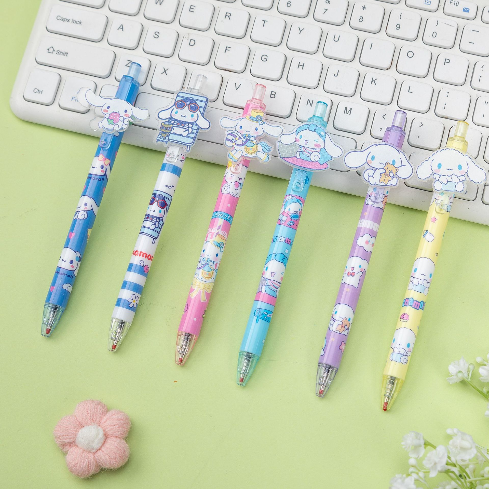 Parche de dibujos animados Bolígrafo de góner de prensa Bolígrafo negro Bolígrafo de firma de escritura de examen de estudiante en caja