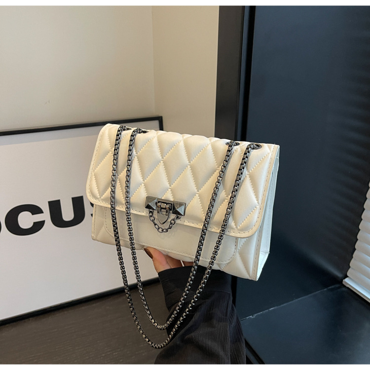 Alta textura nicho diseño personalizado moda bolso de las mujeres 2024 invierno nueva cadena rombo solo hombro bolsa de las axilas