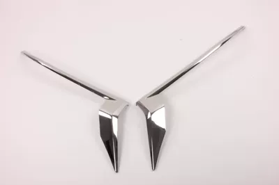 Suitable for Toyota 10-18 Models: Other Automotive Exterior Supplies - 18-headlight-eyebrows