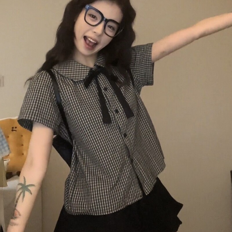 Unique and Beautiful Doll Collar Plaid Shirt for Women, New Summer Style, High-End Feel, Petite Japanese-Style Short-Sleeve Blouse Unique and Beautiful Doll Collar Plaid Shirt for Women, New Summer Style, High-End Feel, Petite Japanese-Style Short-Sleeve Blouse