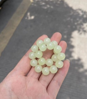 Pulsera de perlas de forma especial irregular francesa, pulsera, nicho femenino, lujo ligero, moda exquisita, media pulsera dorada, accesorios de pulsera