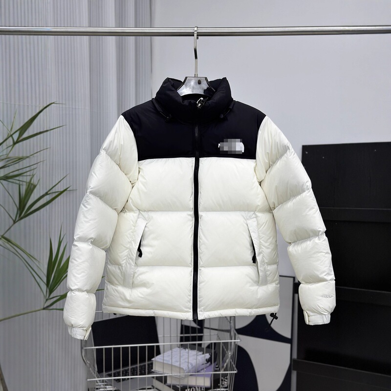 High-end 1996 North Face down jacket, windproof and waterproof, with white duck down, fluffy, classic outdoor down jacket