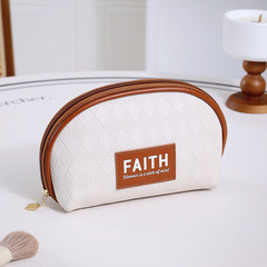 New Pattern Half-Circle Handheld Makeup Bag Cosmetics Storage Bag Travel Toiletry Bag Luxury Makeup Bag Wholesale