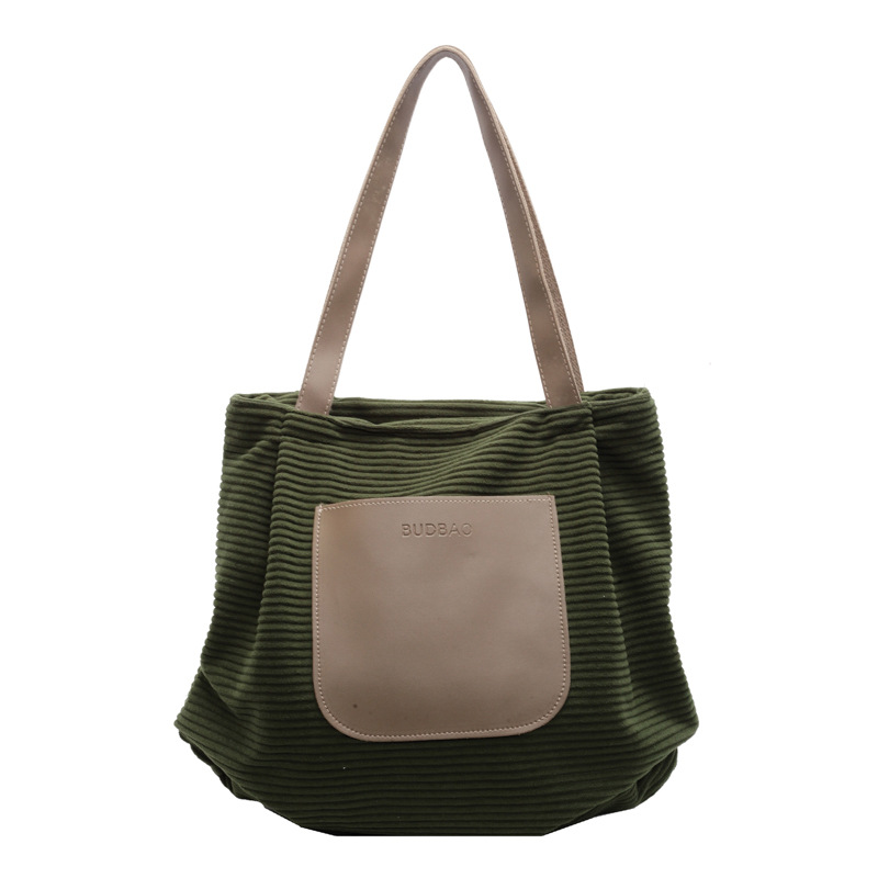 Bolsos casuales de gran capacidad para mujer 2024 otoño e invierno nuevo estilo simple y versátil bolso de viaje de un solo hombro bolso de viaje ligero
