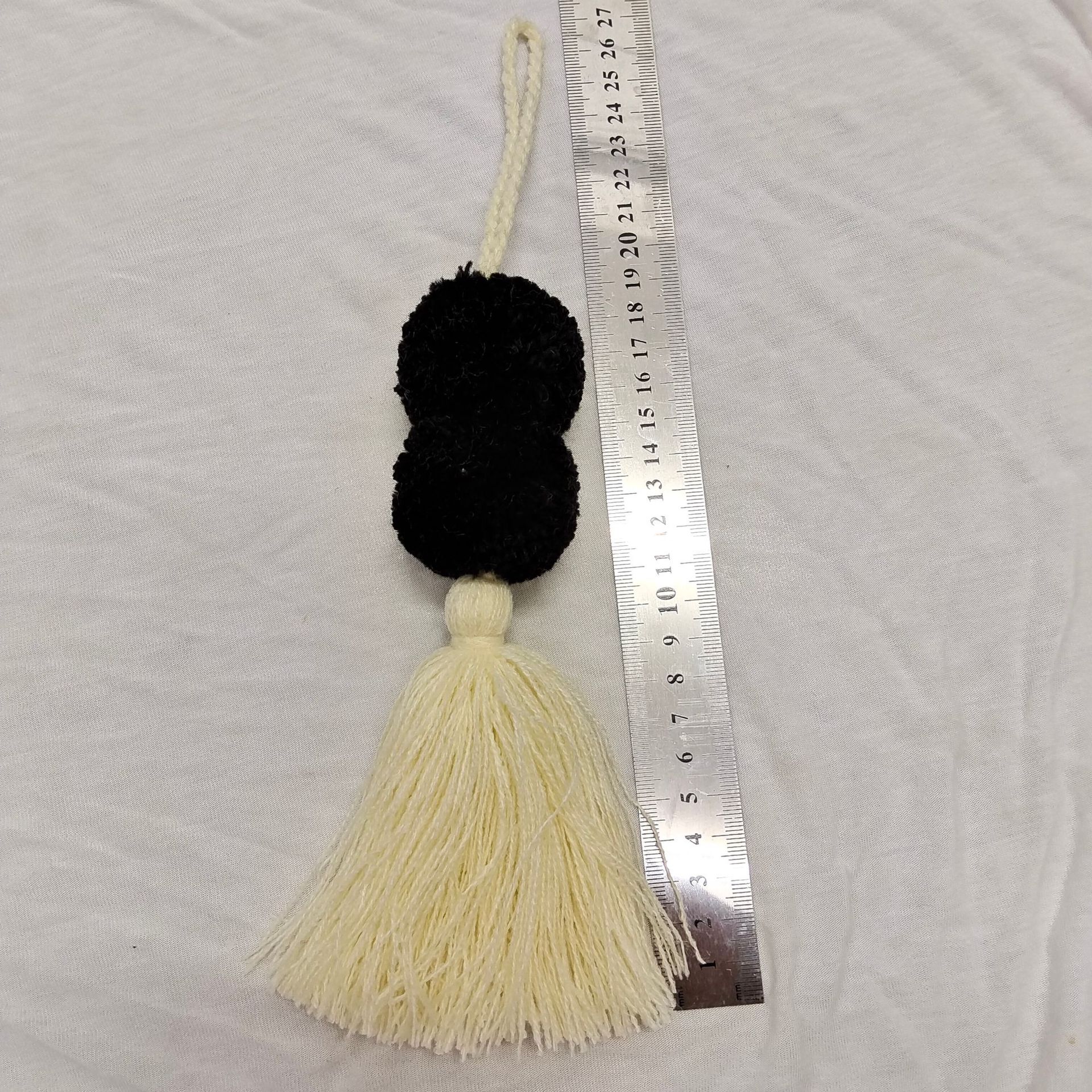Pendientes colgantes con borla de bolas de pelo negro, fabricante directo de joyería de moda Kasmi