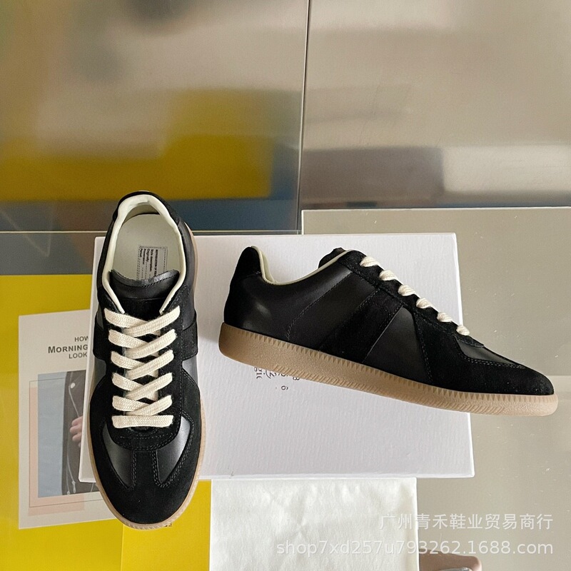 European Station 2025 Four Seasons Classic Leather Patchwork Round-Toe Lace-Up Casual Sneakers Couple White Shoes German Training Shoes European Station 2025 Four Seasons Classic Leather Patchwork Round-Toe Lace-Up Casual Sneakers Couple White Shoes German Training Shoes