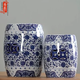 酒壶;装饰花瓶;陶瓷工艺品