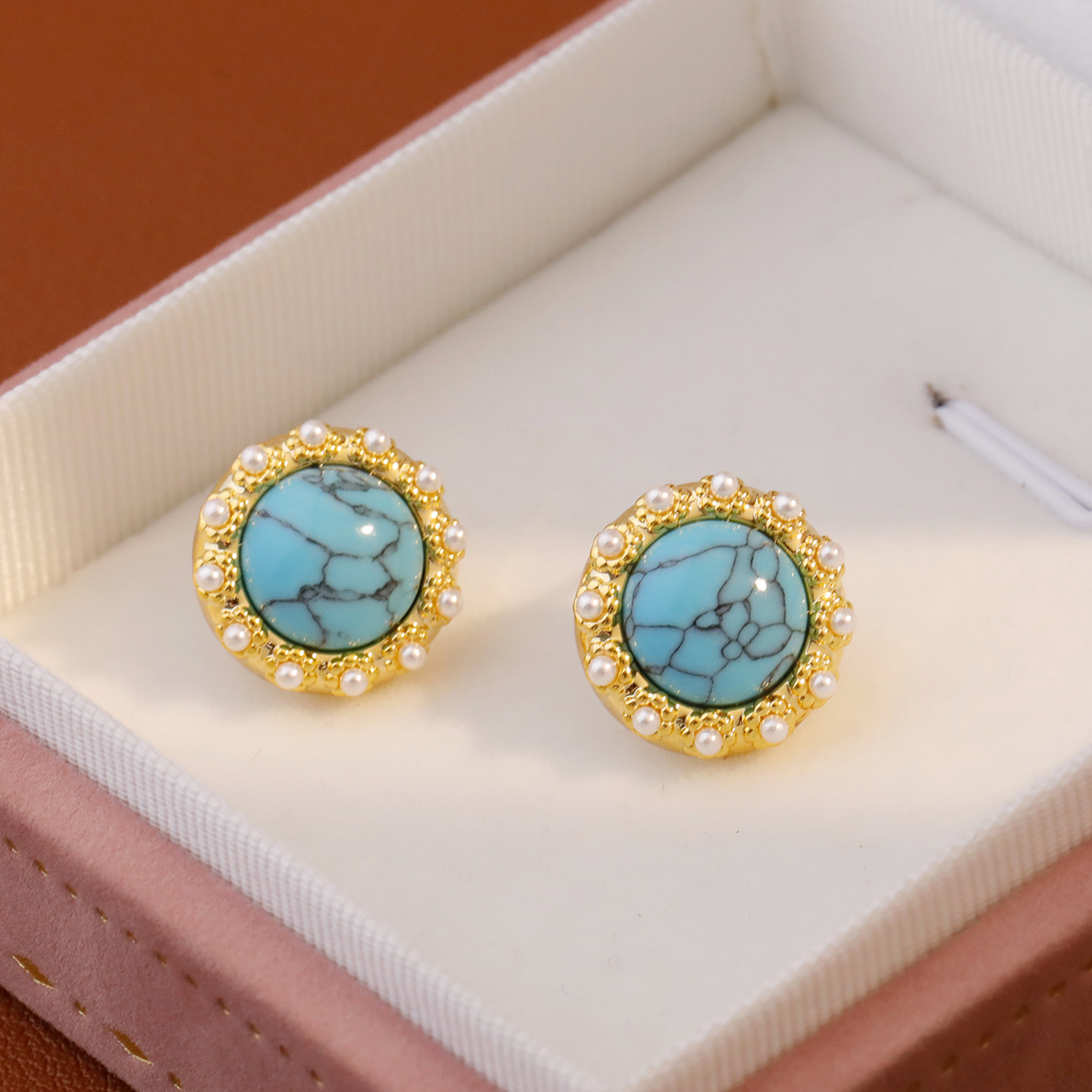 Retro turquoise earrings from pearl