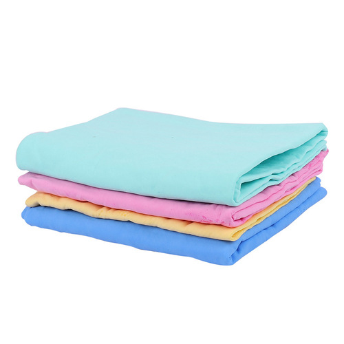 Factory direct supply of pet towels, imitation deerskin towels, quick-drying and water-absorbent, wholesale pet bathing towels with buckets