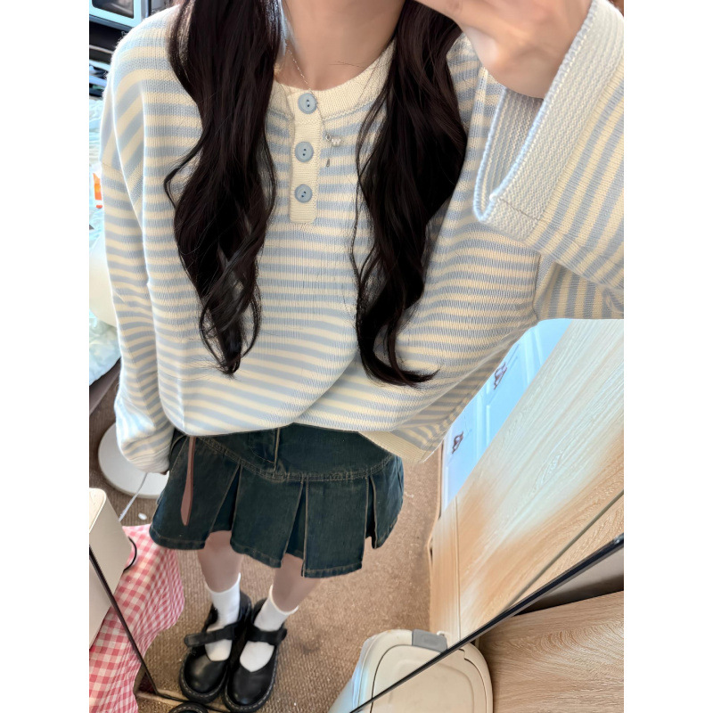 慵懒风感蓝色条纹圆领针织面料上衣秋季穿搭宽松型毛衣女秋冬2025