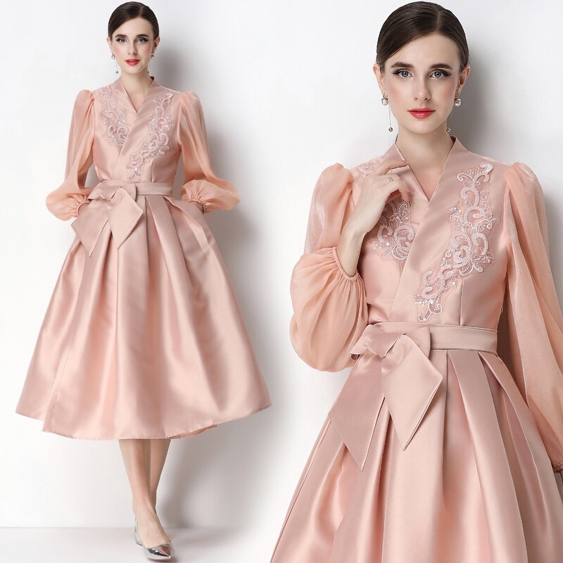 1524 Elegant Satin Collar Dress with Puff Sleeves, Tie-Waist, Slimming Effect, and Floral Accents 1524 Elegant Satin Collar Dress with Puff Sleeves, Tie-Waist, Slimming Effect, and Floral Accents